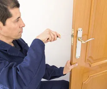 Tucson Lock And Locksmith Tucson, AZ 520-226-3772 - 16a-Locksmith-Service