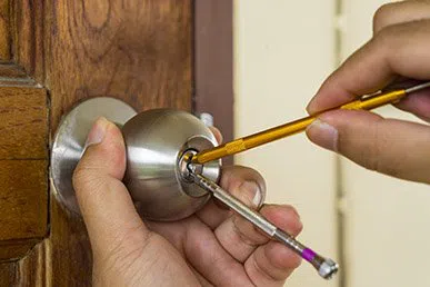 Tucson Lock And Locksmith Tucson, AZ 520-226-3772 - 4a-lock-opening